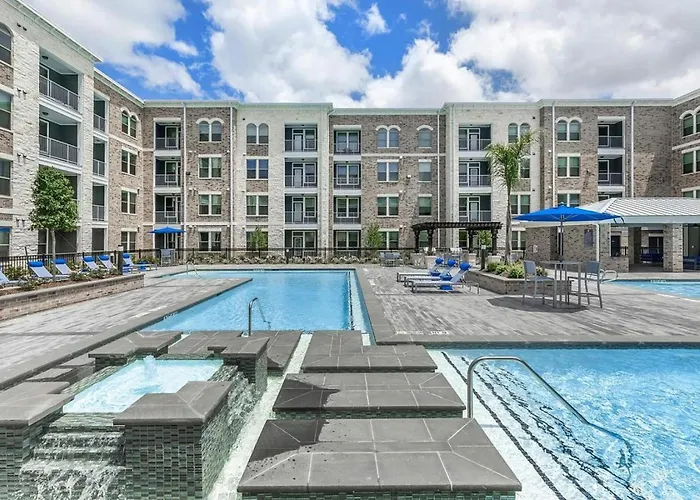 Landing At Highbridge At Egret Bay - 1 Bedroom In League City