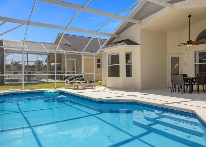 Amazing 4 Bedrooms 3 Bath With Private Pool, Near Disney And Universal!