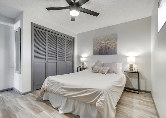 Central Cedar City Apartment: Walk To Suu!
