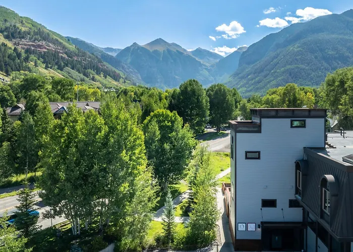 Village Hideaway - Telluride Convenience!