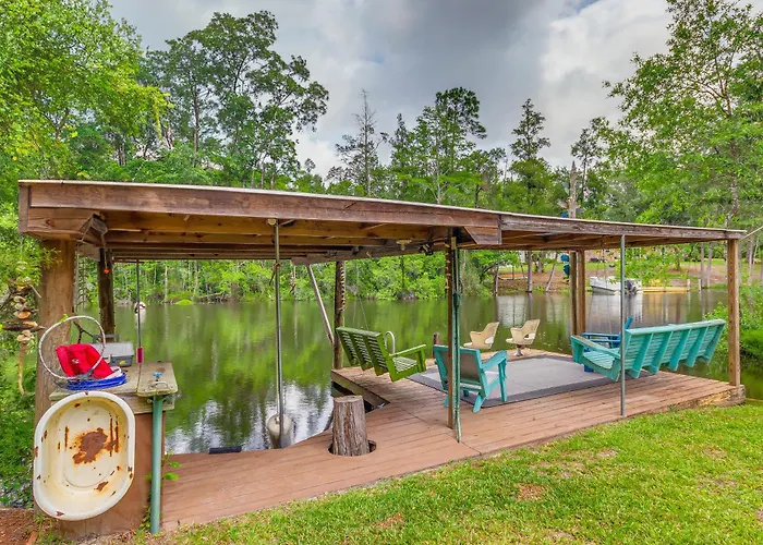 Riverfront Milton Cabin W/ Boat Ramp & Dock!