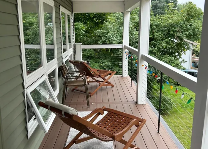 Roberts Lake House Room #3