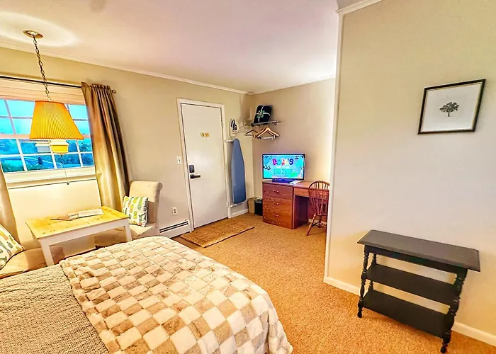 Brittany Motel