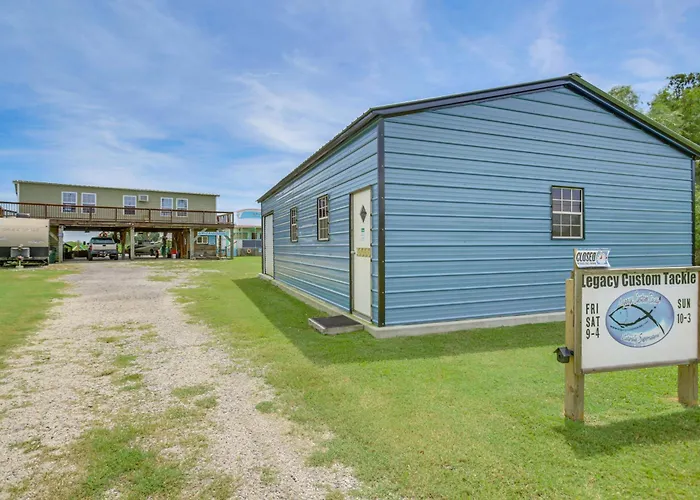 'Da Boat House' W/ World-Class Bayou Fishing!