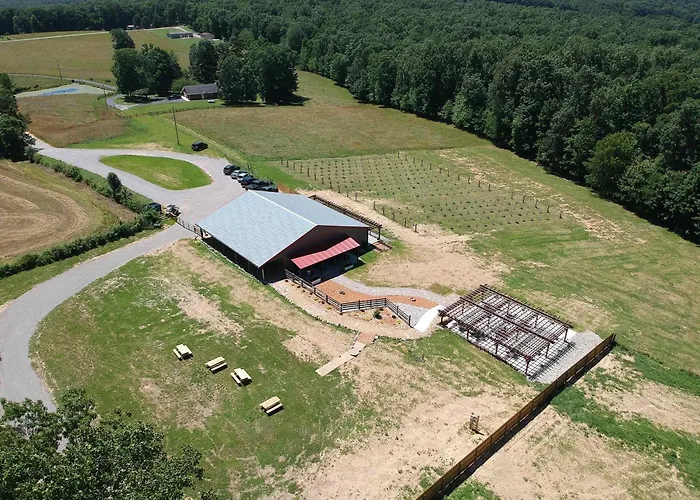 Farm House At The Winery In Crossville, Tn
