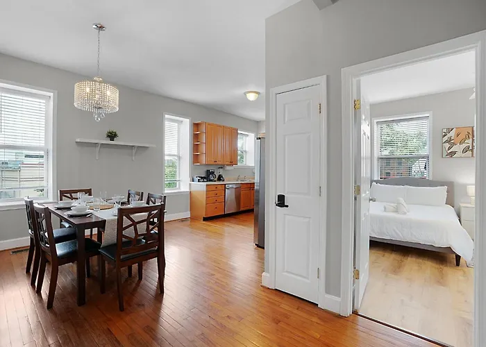 Spacious 3-Bedroom With King Bed & Prime Location
