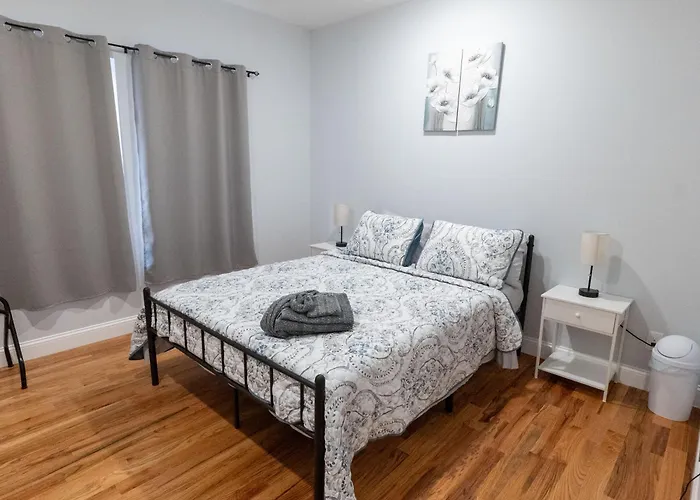 4 New Apts - 3 Bed Apt 1St Floor & 3 Bed Apt 2Nd Floor - 1 Bed Studio Apt Ground Floor & 1 Bed Studio Apt Ground Floor Near Penn Station Ewr Airport Beth Israel Hospital Manhattan Nyc