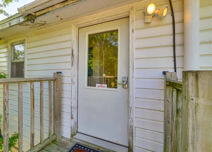 Cozy Apt < 1 Mi Near Lake Huron & Mackinac Island!