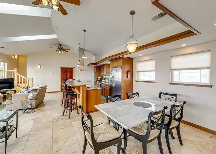 Crescent City Getaway W/ Panoramic Ocean Views!