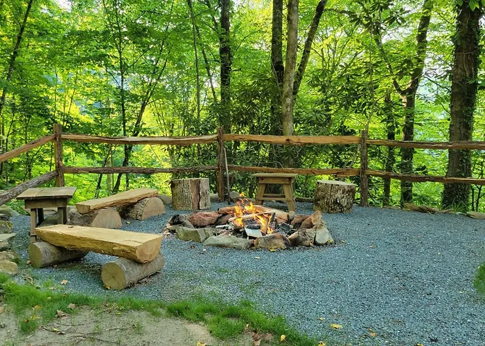 Mountain Lake Retreat I Getaway With Stunning Views