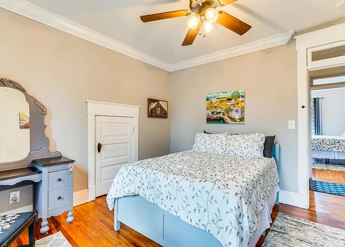 Spacious Athens Home ~ 1 Mi To Downtown!