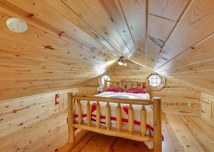 Deadwood Cabin W/ Foosball Table, Near Sanford Lab