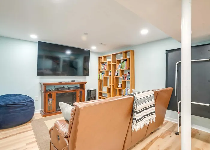 Front Royal Studio W/ Mtn Views & Brick Oven