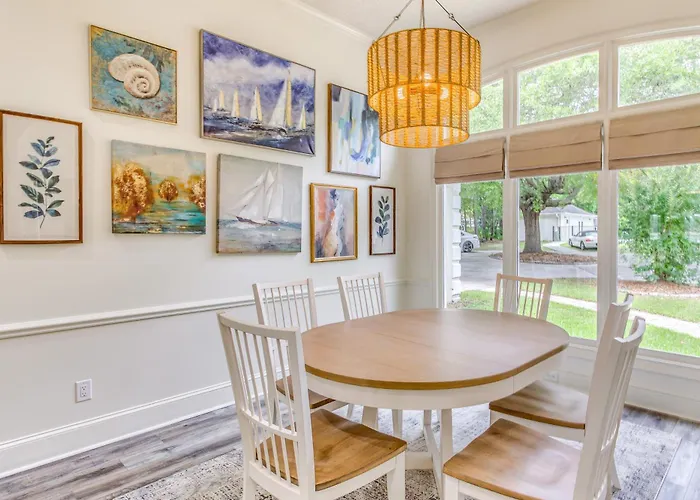 Walk To Marina: Pet-Friendly Little River Home!