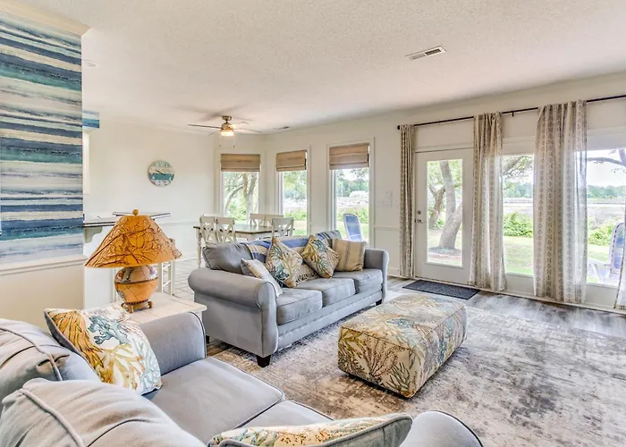 Walk To Marina: Pet-Friendly Little River Home!
