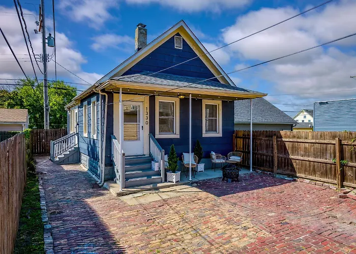 Comfortable 2-Bedroom House In Cleveland 1330