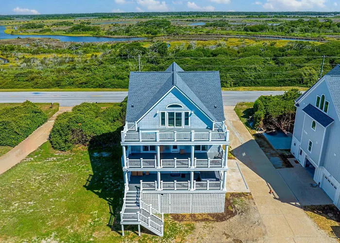 Grand Topsail Villa By Sea Scape Properties