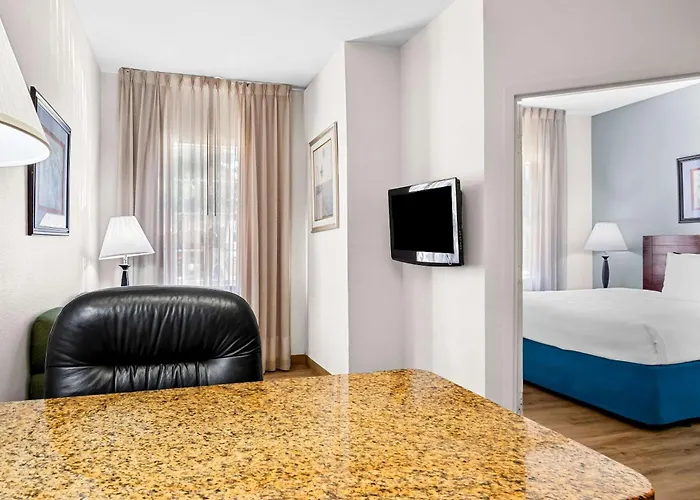 Mainstay Suites Addison-Dallas