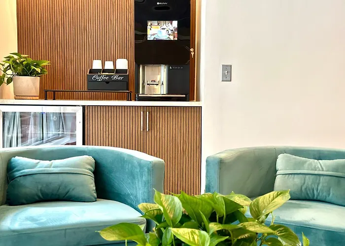 The Quincy, An Ascend Collection Hotel
