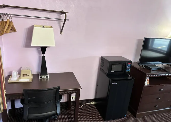 Budget Host Inn Somerset