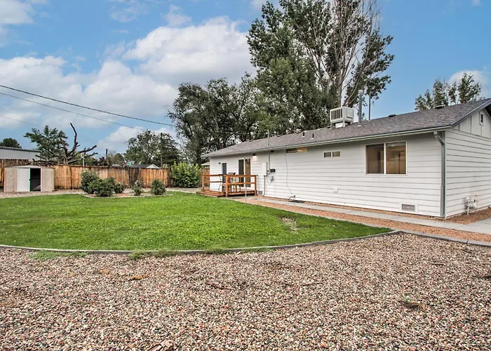1 Mi To Winery: Clifton Escape W/ Grill & Yard!