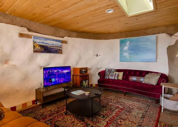 High Mountain Desert Earthship With Stunning Views