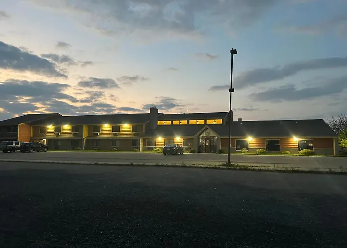 Northwoods Inn & Suites - Blackduck