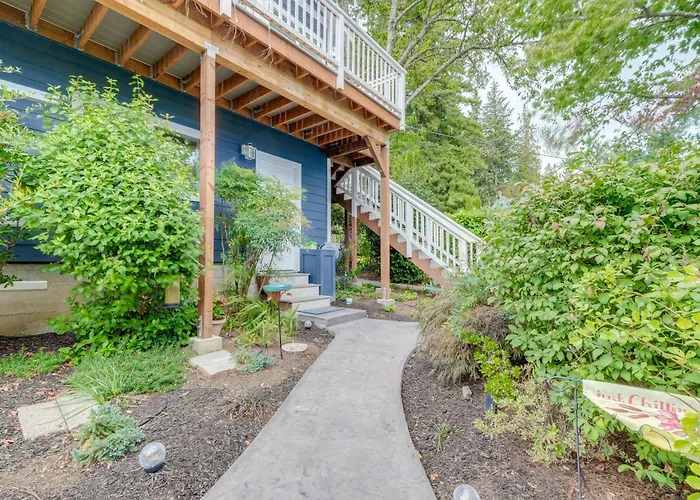 Studio W/ Bay View: Beach Access! Octopus'S Garden
