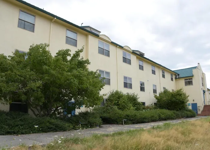 Twin Room Near Hillsboro