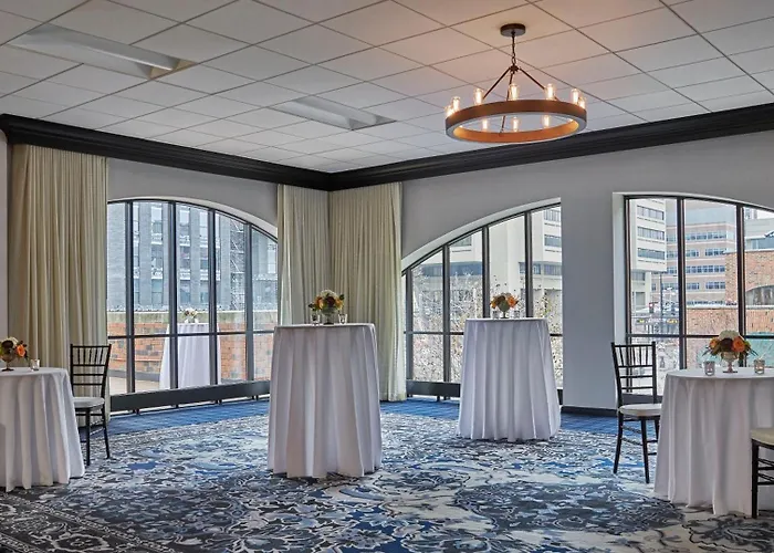 Graduate By Hilton Minneapolis