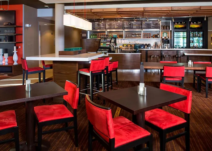 Courtyard By Marriott Dallas Midlothian At Midlothian Conference Center