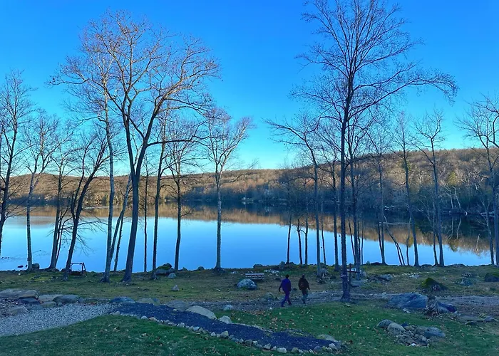 The Retreat At Norwich Lake