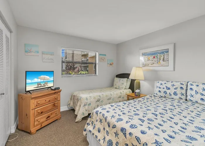 Prime Location I 2 Bed Setup Directly Across Street From South Beach Access