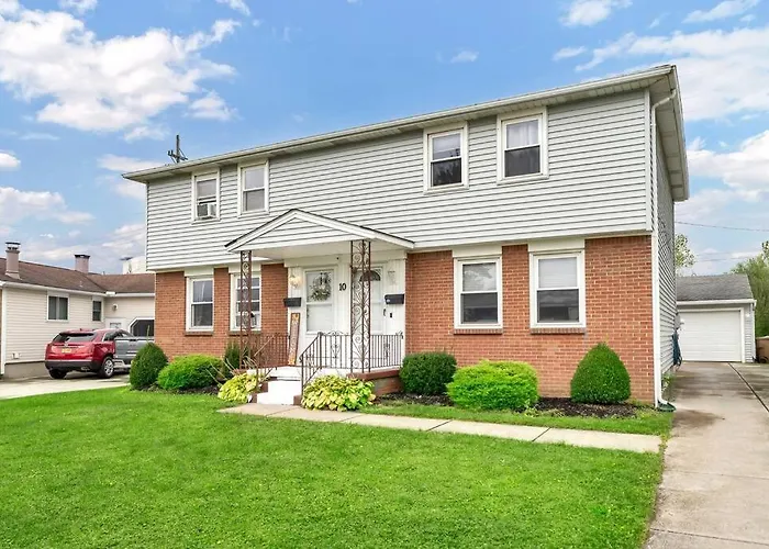 Cozy Duplex Near Buf International Airport
