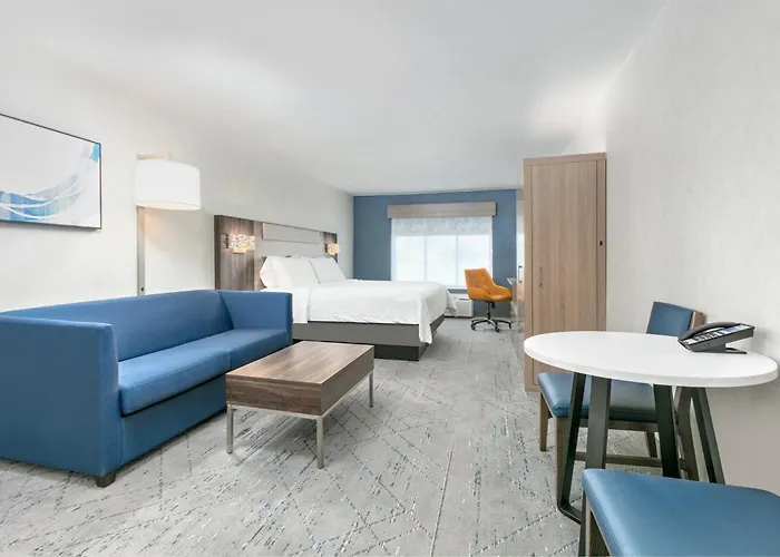 Holiday Inn Express Hotel And Suites Valparaiso By Ihg
