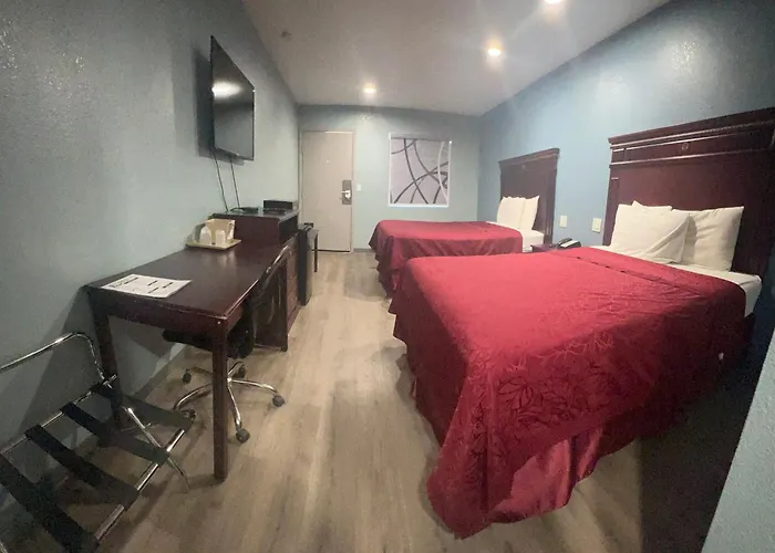 Ozark Inn