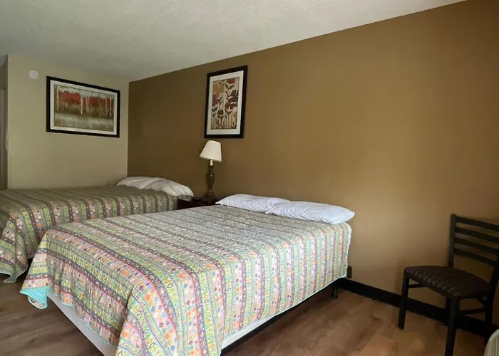 Deluxe Inn