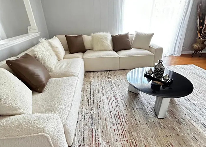 The Eastside Getaway