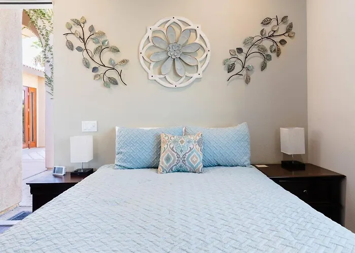 Private Casita In The Heart Of Palm Desert