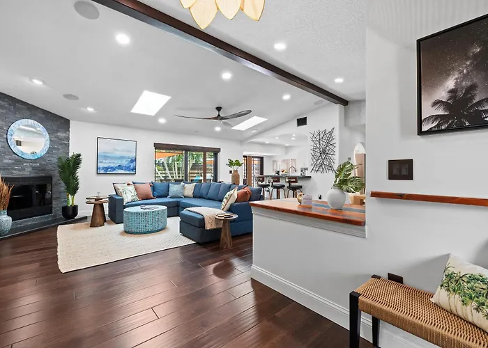 Heated Pool-Game Room-King Beds-75In Tv-Sleeps 14