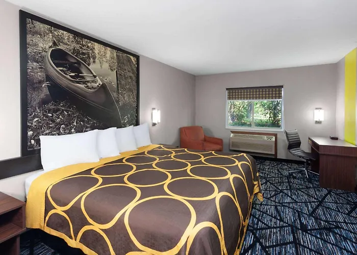 Super 8 By Wyndham Olney