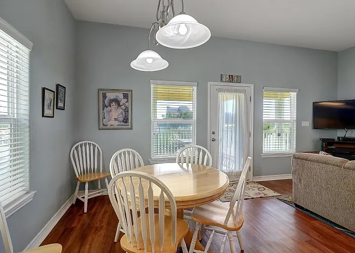 Buttercup Cottage Bv6