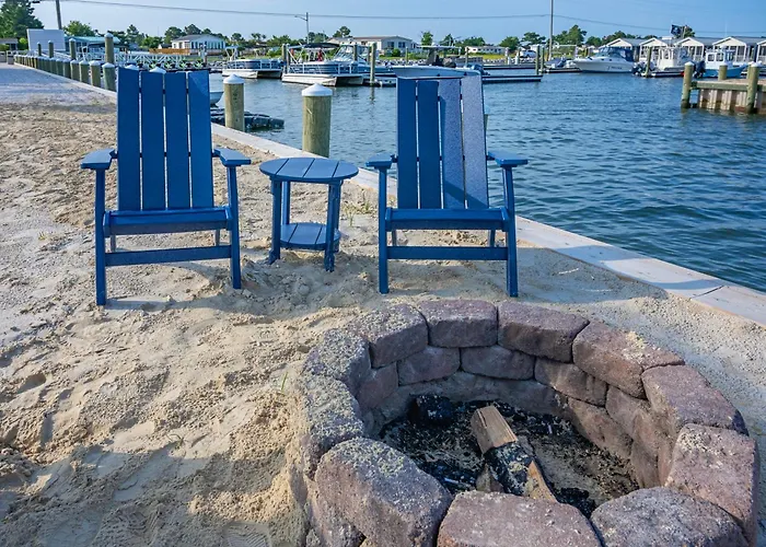 Blufin Bungalows & Marina