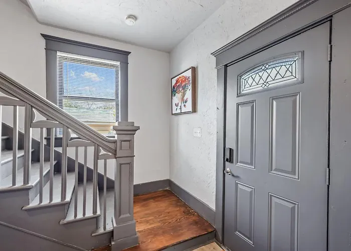 5Br Home 10 Mins Fair Park, Sleeps 14