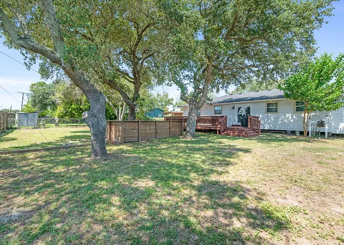 R & R'S Reel Paradise 5 Minutes To The Harbour And 11 Miles To The Beach!