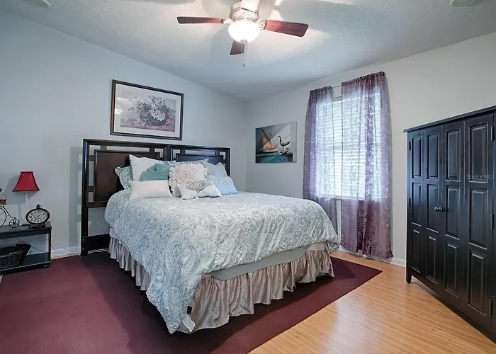 Villages 2Bed Room 2 Bath Near Orange Blossom Country Club