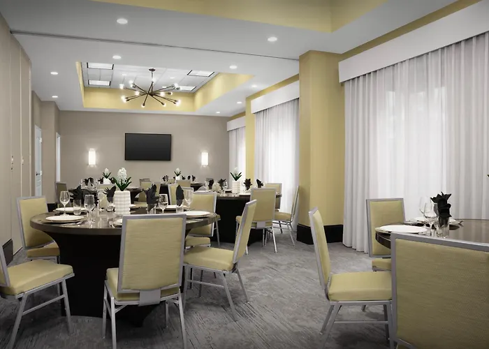 Homewood Suites By Hilton Jacksonville-Downtown/Southbank
