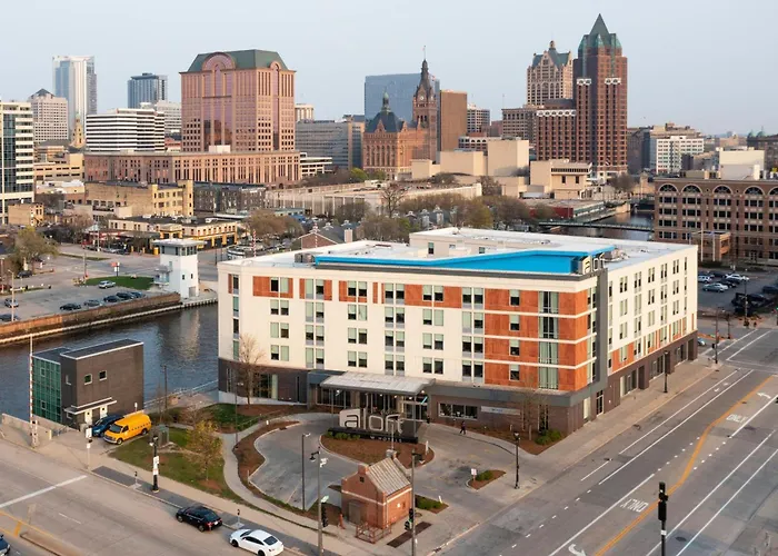 Aloft By Marriott Milwaukee Downtown