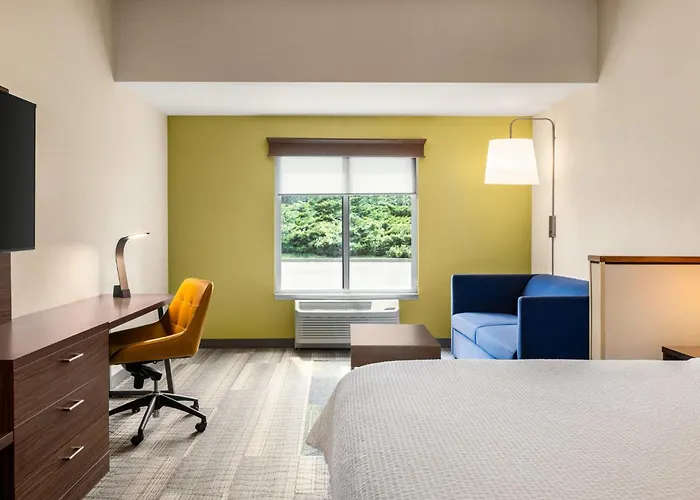 Holiday Inn Express Hotel & Suites Hagerstown By Ihg
