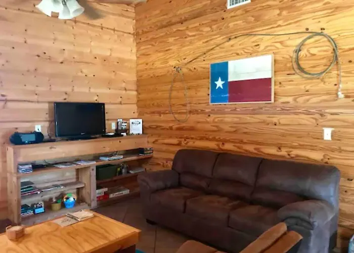 Cottonwood Creek Cabins - Alpine, Tx